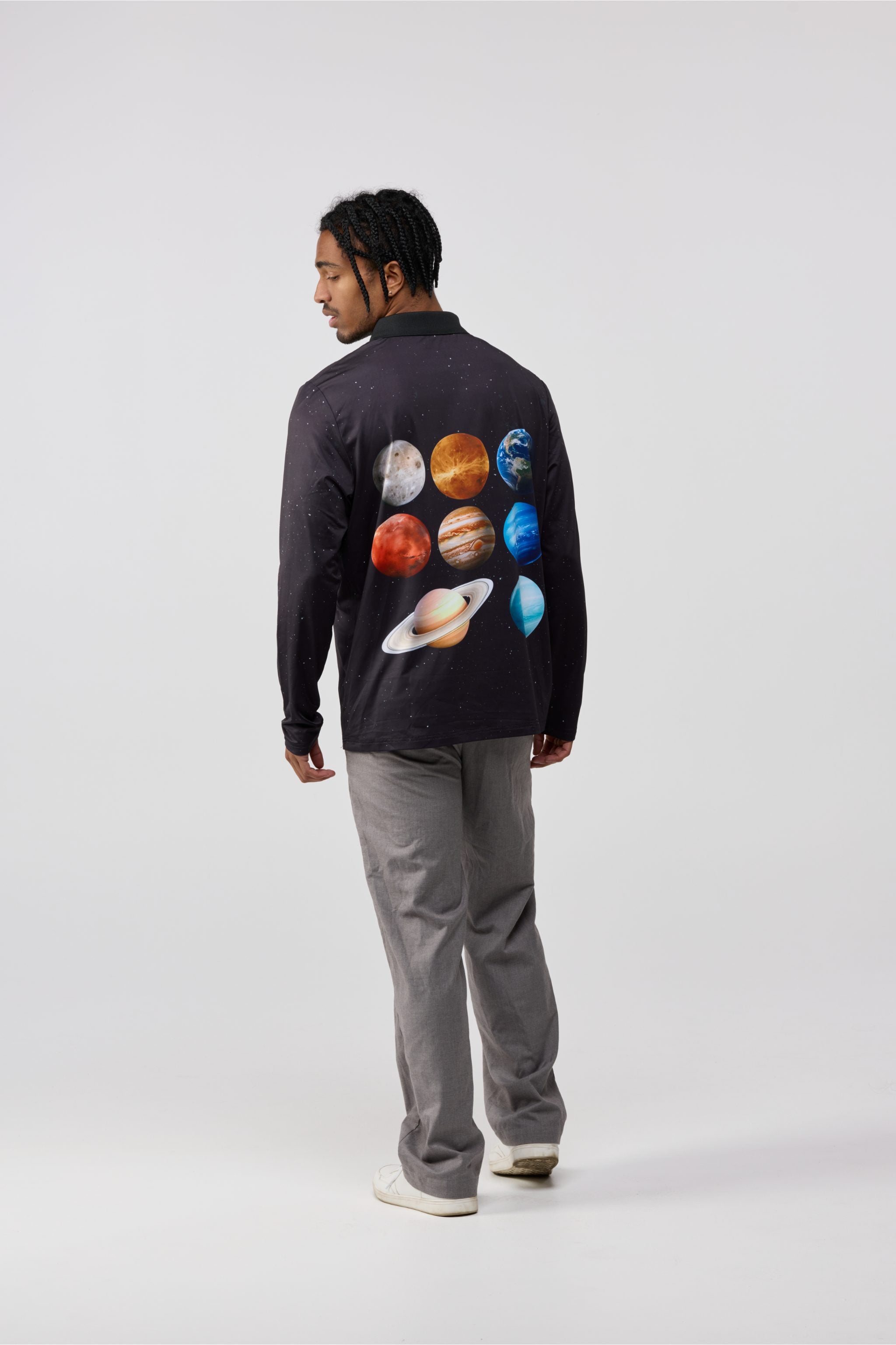 Solar Line men’s Shirt back profile – soft and fitted.
