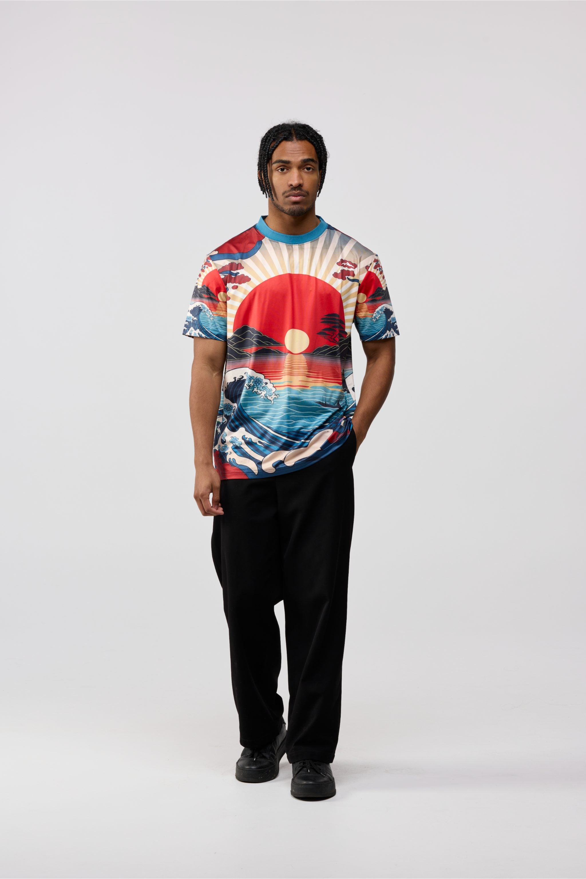 Men’s Pacific Aura printed short sleeve crewneck – front view